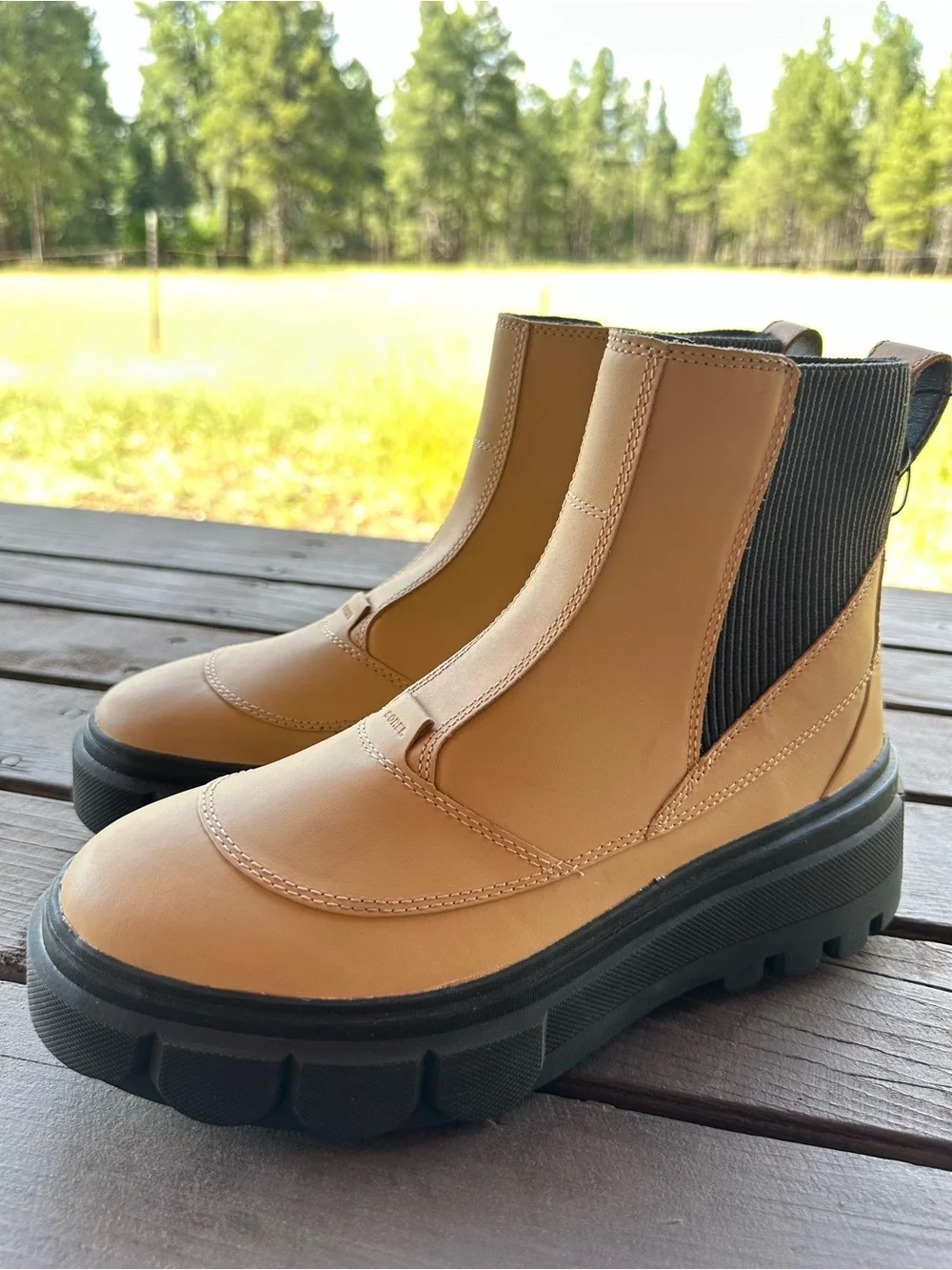 SOREL Caribou X Chelsea Waterproof Boots NWT